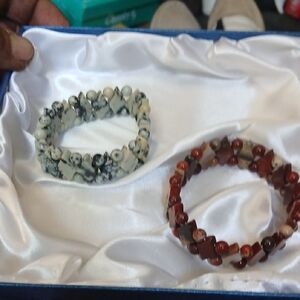 Priced To Sell,Sophisticated Black and Brown Elastic Bracelets